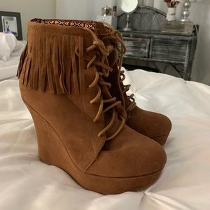 Fringe wedge booties